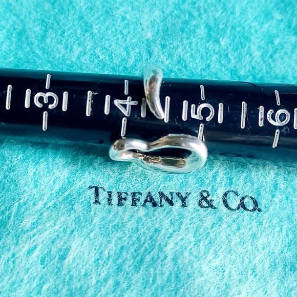 Tiffany & Co Sterling Silver Elsa Peretti Open Heart Ring Size 4.5 - Picture 7 of 8